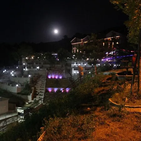 Yenice Goknar ホテル 3*